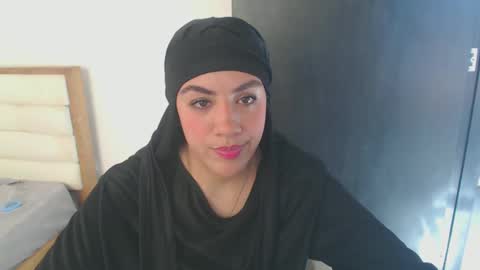 Snapshot of maryam_arabicmilk chatting on January 2025 07:50:02 PM maryam_arabicmilk online show from January 2025 07:50:02 PM