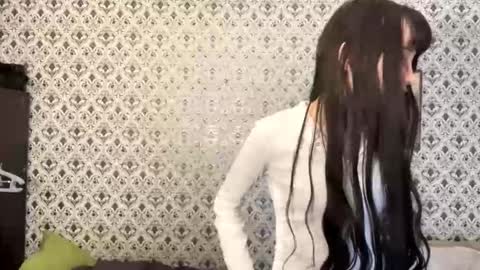 Sofia online show from December 2025 02:46:02 PM