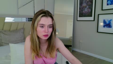 Snapshot of marybeth_snow chatting on January 2025 07:45:01 PM Marybeth online show from January 2025 07:45:01 PM