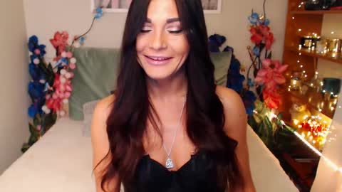 Mary online show from February 2025 04:07:01 AM