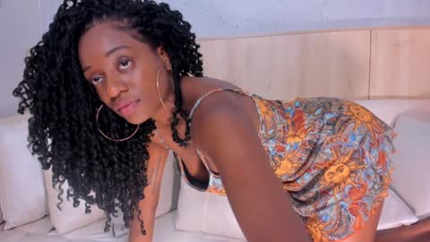Snapshot of maryevans_ chatting on January 2025 03:43:01 PM online show from January 2025 03:43:01 PM