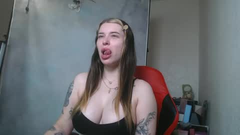 maryh0tlove online show from June 2026 09:58:02 AM