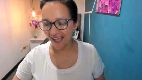 Marylin online show from December 2024 11:14:01 PM