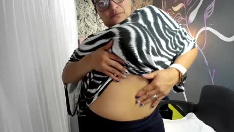 Marylin online show from March 2025 10:53:01 PM