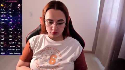 Dulce Maria online show from October 2025 09:16:01 PM