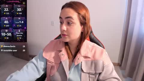 Dulce Maria online show from February 2026 07:19:02 PM