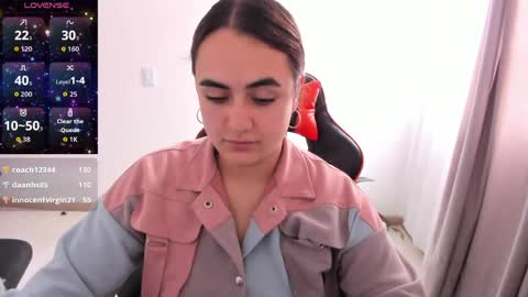 Dulce Maria online show from May 2026 06:13:01 PM