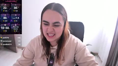 Dulce Maria online show from May 2026 05:52:01 PM