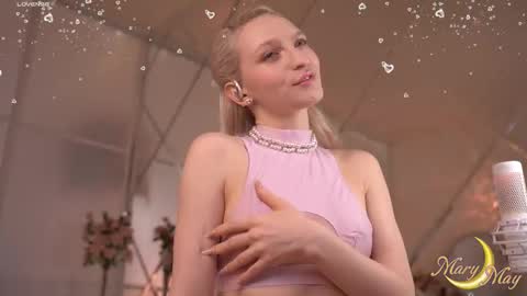 Snapshot of marylunamay chatting on January 2026 03:44:02 AM Mary online show from January 2026 03:44:02 AM