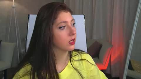 Mary Miller online show from October 2025 09:38:02 AM