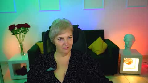 marymogan online show from October 2025 05:07:02 AM