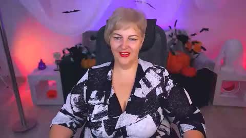 marymogan online show from October 2025 04:56:01 AM