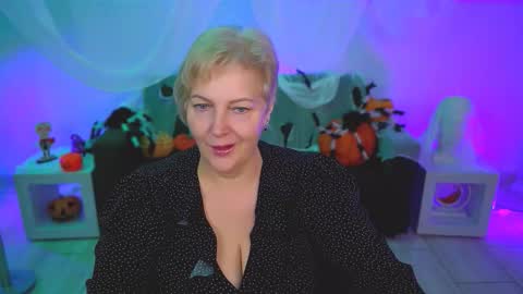 marymogan online show from November 2025 04:22:02 AM