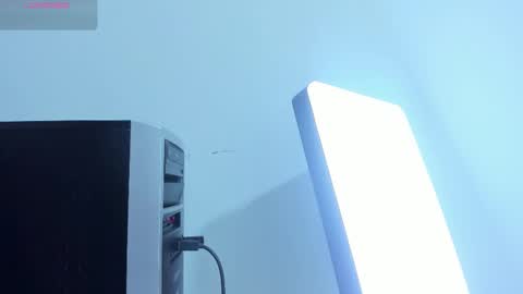 Mary  online show from February 2026 08:32:01 PM