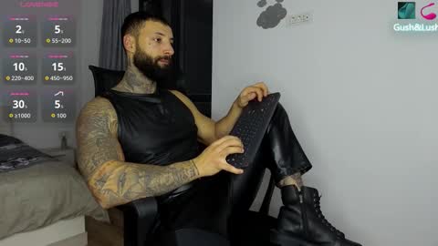 Snapshot of masculineguy69 chatting on October 2025 07:01:01 PM masculineguy69 online show from October 2025 07:01:01 PM
