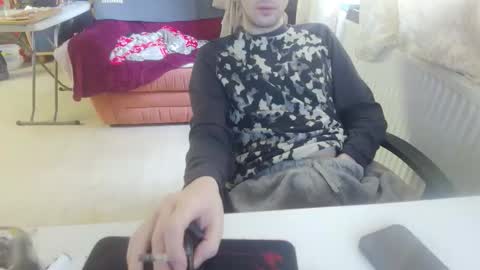 Snapshot of mash_potatoes_are_good chatting on March 2026 12:10:02 PM mash_potatoes_are_good online show from March 2026 12:10:02 PM