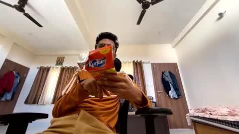 Mask Boy online show from December 2024 08:20:01 AM