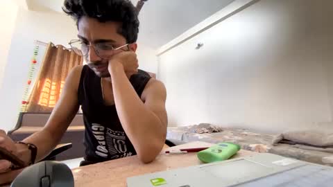 Mask Boy online show from January 2025 04:27:01 AM