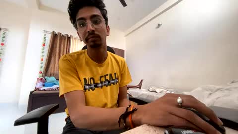 Mask Boy online show from February 2025 10:12:02 AM