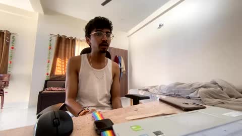 Mask Boy online show from February 2025 04:20:01 AM