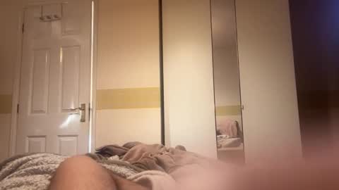 Snapshot of maskedsexuk chatting on February 2025 02:37:01 PM maskedsexuk online show from February 2025 02:37:01 PM