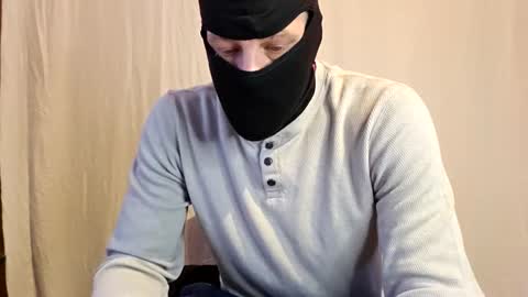 maskedyogaman online show from February 2026 10:35:01 PM