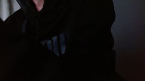 maskguy23 online show from October 2025 02:20:01 AM