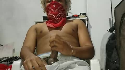 Snapshot of maski_77 chatting on August 2026 01:29:01 AM jameson mask online show from August 2026 01:29:01 AM