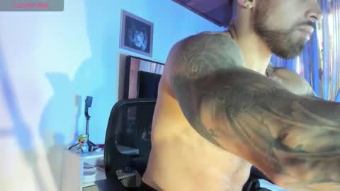 Snapshot of mason_fit chatting on November 2025 09:03:01 PM Mason Andre online show from November 2025 09:03:01 PM