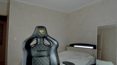 Mason online show from February 2025 09:47:02 PM