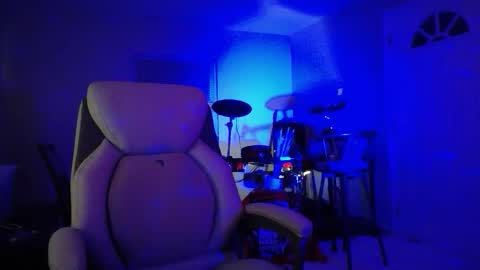 HappyZending online show from November 2025 01:27:01 AM