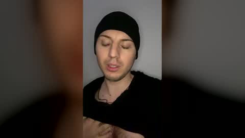 Snapshot of massimo334702 chatting on February 2026 06:12:02 AM massimo334702 online show from February 2026 06:12:02 AM