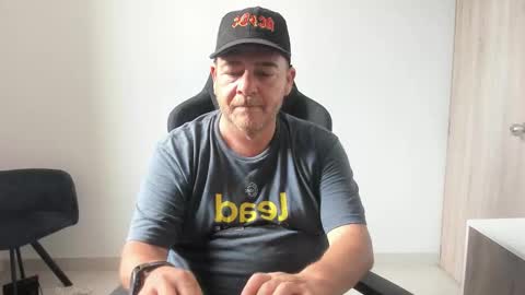 Snapshot of massimo_danger chatting on September 2025 09:05:01 PM massimo_danger online show from September 2025 09:05:01 PM