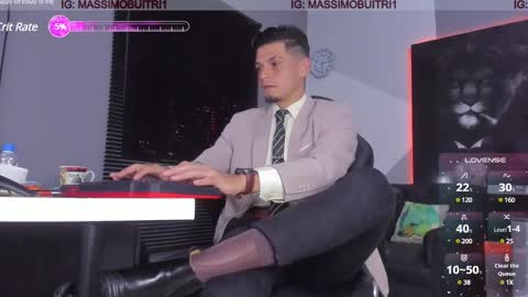 Snapshot of massimo_g chatting on December 2024 12:39:01 AM I am Massimo online show from December 2024 12:39:01 AM