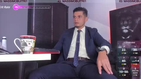 Snapshot of massimo_g chatting on December 2024 02:11:01 PM I am Massimo online show from December 2024 02:11:01 PM