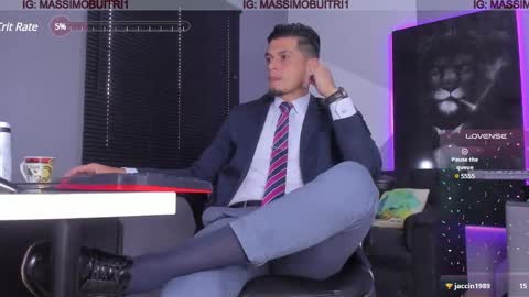 Snapshot of massimo_g chatting on December 2024 10:02:02 PM I am Massimo online show from December 2024 10:02:02 PM