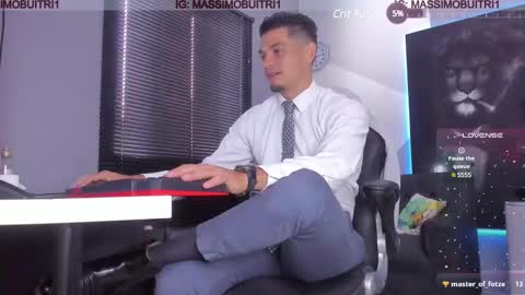 Snapshot of massimo_g chatting on January 2025 02:47:02 PM I am Massimo online show from January 2025 02:47:02 PM