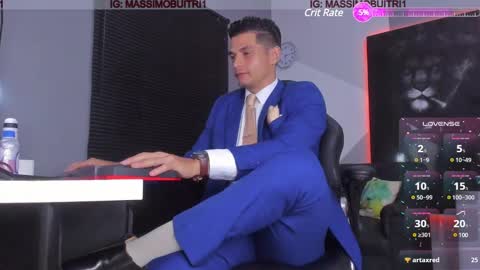 Snapshot of massimo_g chatting on February 2025 12:43:02 AM I am Massimo online show from February 2025 12:43:02 AM