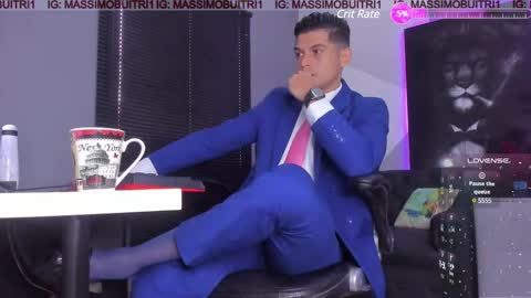 Snapshot of massimo_g chatting on March 2025 02:23:02 PM I am Massimo online show from March 2025 02:23:02 PM
