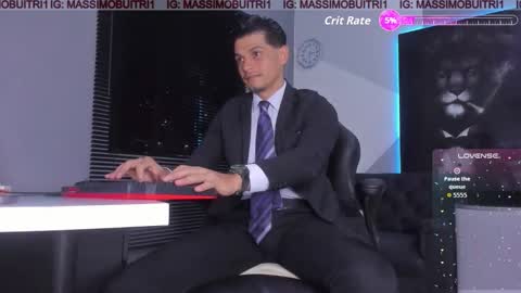 Snapshot of massimo_g chatting on November 2025 12:02:01 AM I am Massimo online show from November 2025 12:02:01 AM