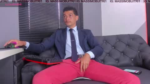 I am Massimo online show from April 2026 01:06:01 PM