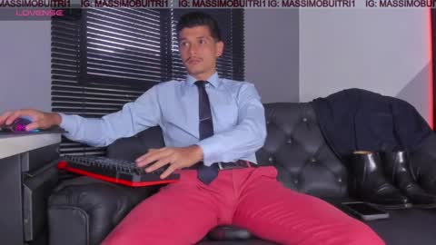 I am Massimo online show from April 2026 10:58:01 PM