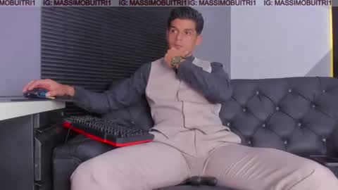 I am Massimo online show from June 2026 01:17:02 AM