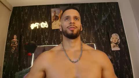 massimo_greco2 online show from January 2026 10:01:01 PM