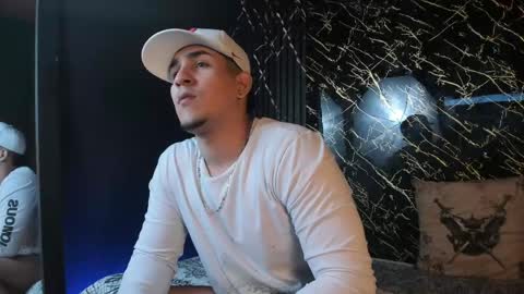 massimo_vidal online show from May 2026 03:07:02 PM