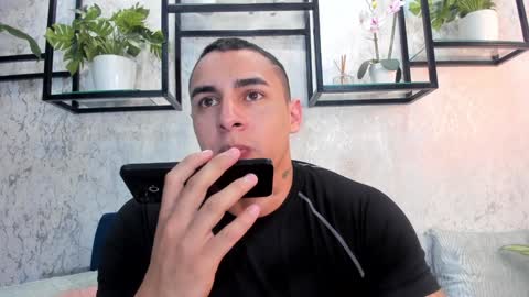 Snapshot of massimocontie_ chatting on January 2025 03:30:02 PM Massimo Contie online show from January 2025 03:30:02 PM