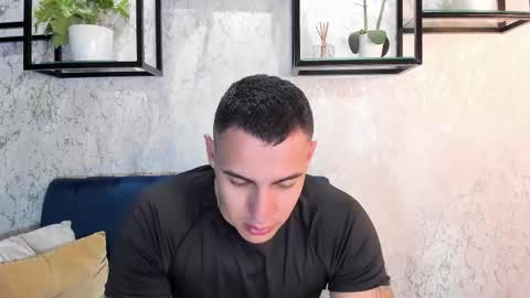Snapshot of massimocontie_ chatting on February 2025 03:59:01 PM Massimo Contie online show from February 2025 03:59:01 PM