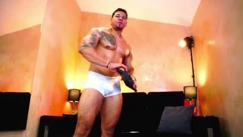 Snapshot of massimowalton2 chatting on April 2026 04:44:01 PM massimowalton2 online show from April 2026 04:44:01 PM