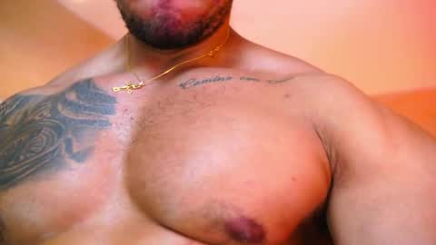 Snapshot of massimowalton2 chatting on May 2026 04:04:02 PM massimowalton2 online show from May 2026 04:04:02 PM