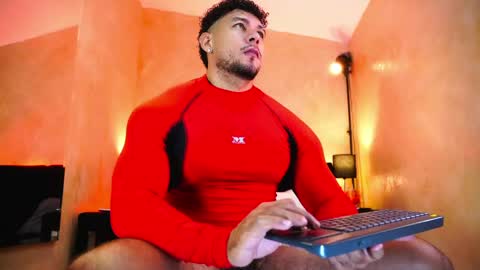 Snapshot of massimowalton2 chatting on May 2026 03:23:02 AM massimowalton2 online show from May 2026 03:23:02 AM